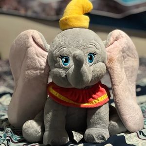 Walt Disney Medium Dumbo Plush 14’’